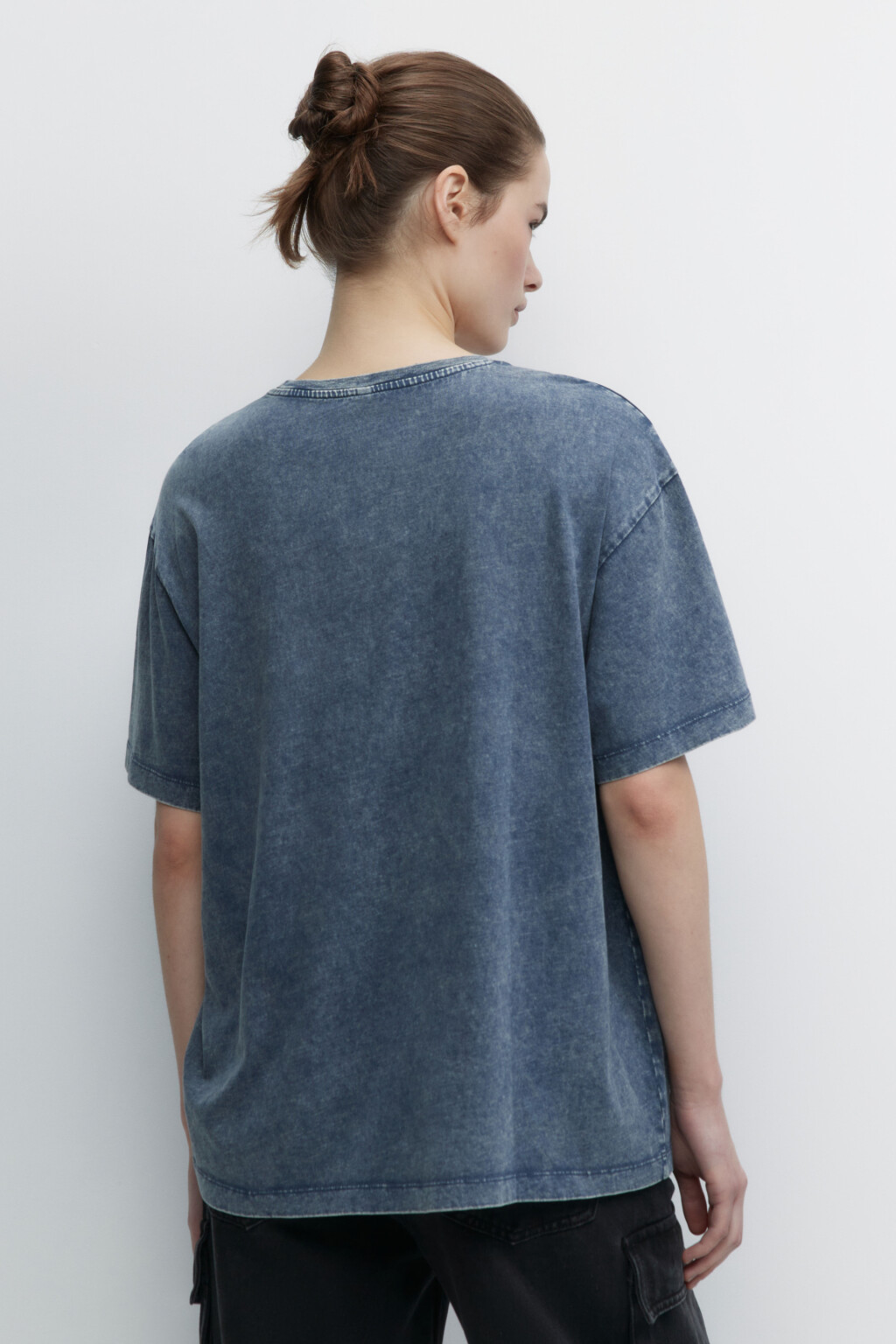 Футболка oversize рваная с вареным эффектом - цвет синий - 5