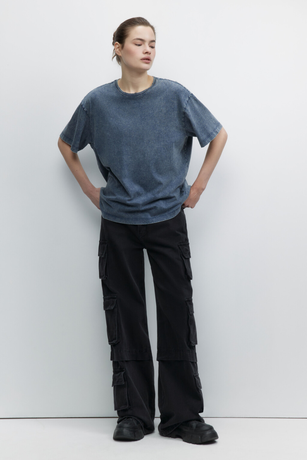 Футболка oversize рваная с вареным эффектом - цвет синий - 1