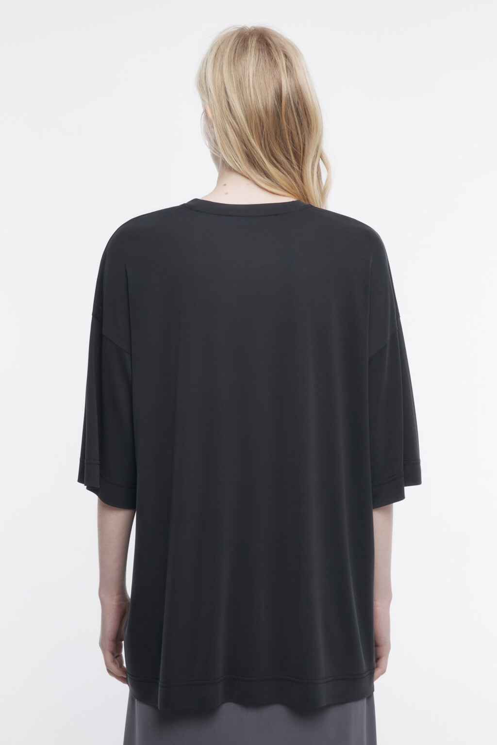 Футболка oversize из модала - цвет черный - 4