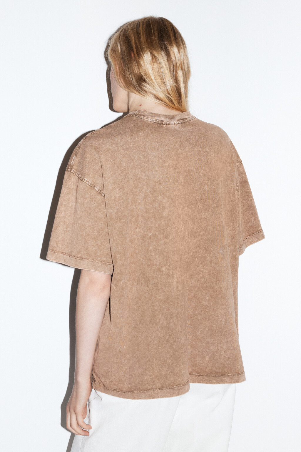 Футболка oversize с вареным эффектом - цвет бежевый - 4