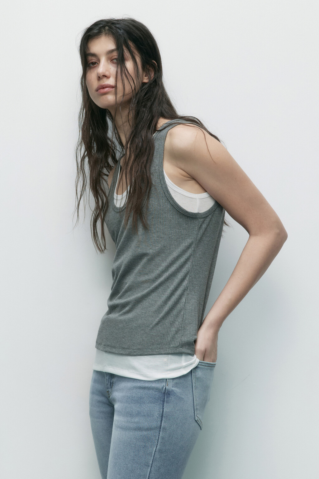 Майка двуслойная с контрастной подкладкой - цвет серый - 3