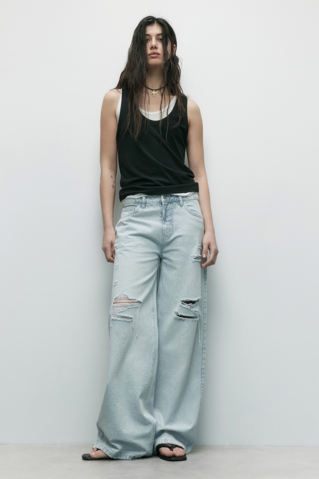 Майка двуслойная с контрастной подкладкой - цвет черный - 5