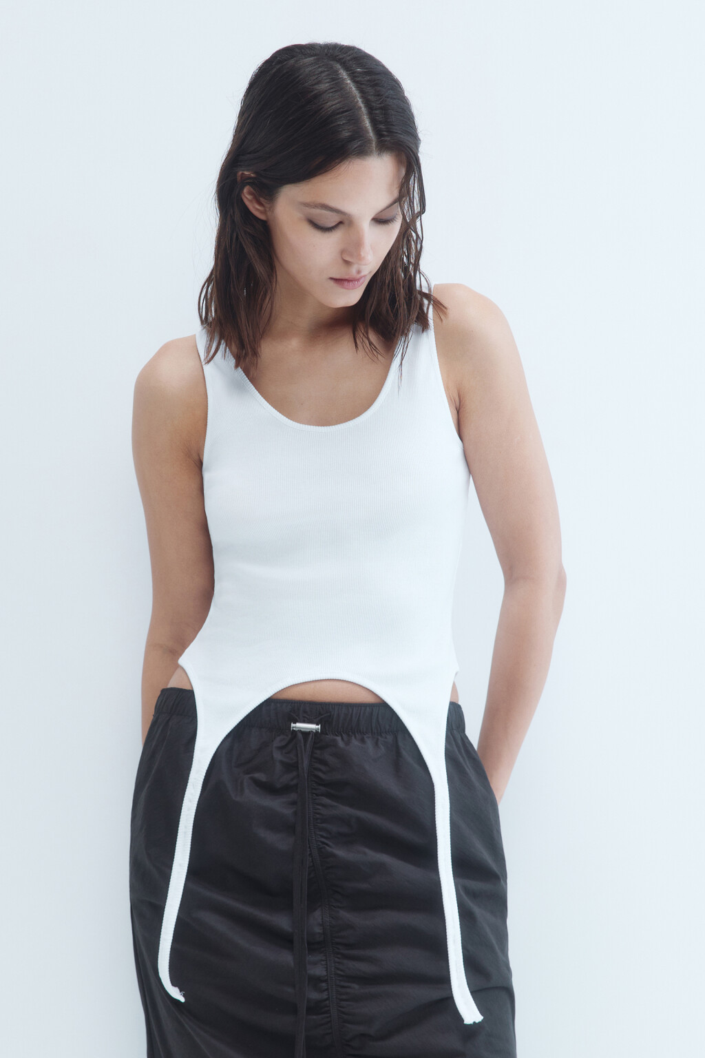 Майка хлопковая с длинными штрипками - цвет белый - 2