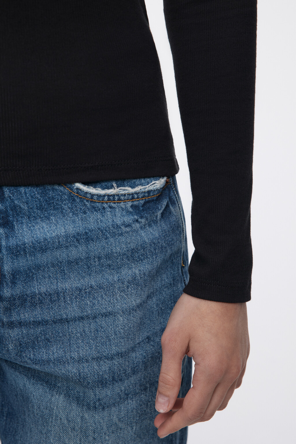 Лонгслив облегающий в рубчик - цвет черный - 7