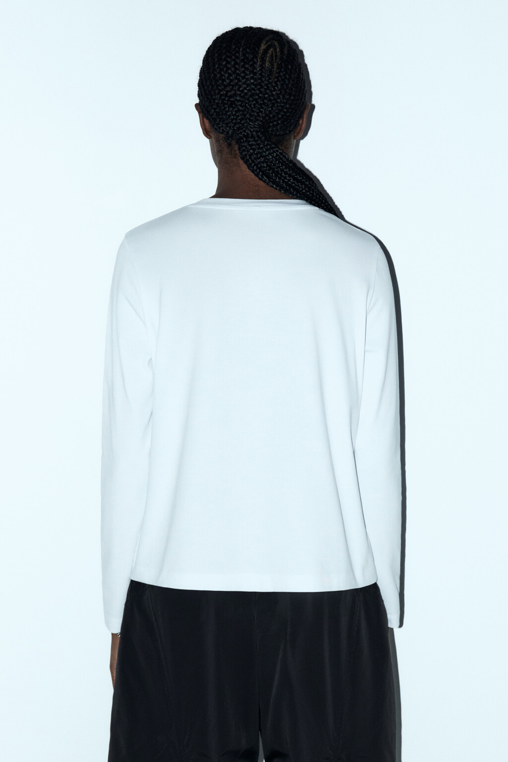 Лонгслив полуприлегающий базовый - цвет белый - 5