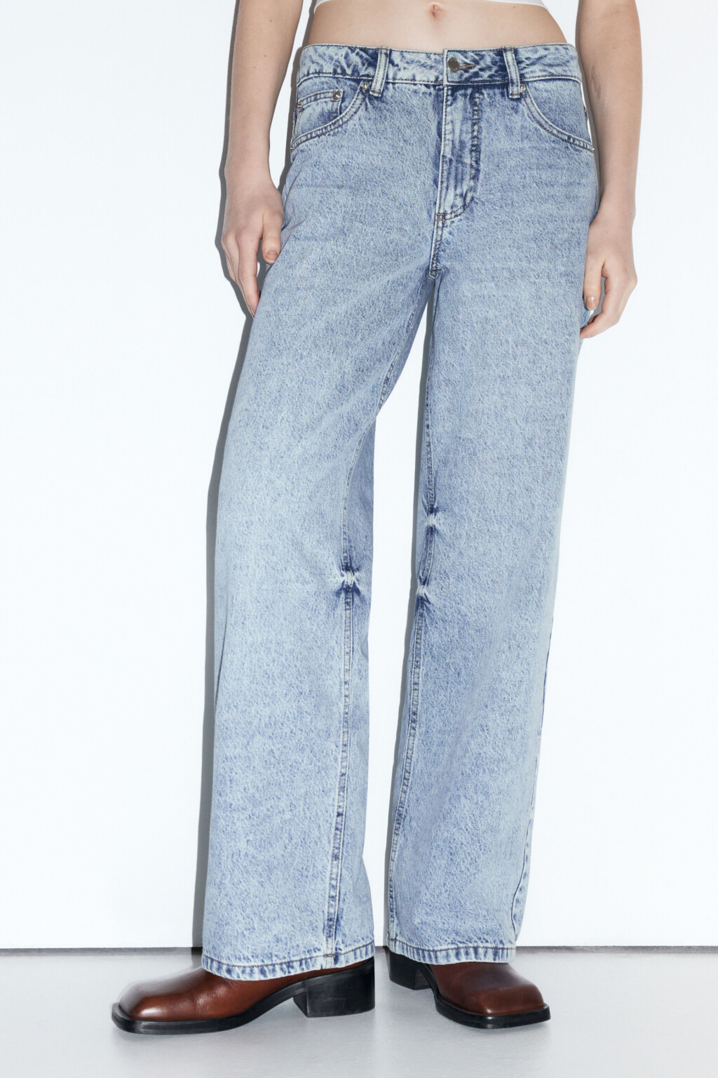 Джинсы широкие со средней посадкой - цвет голубой - 2
