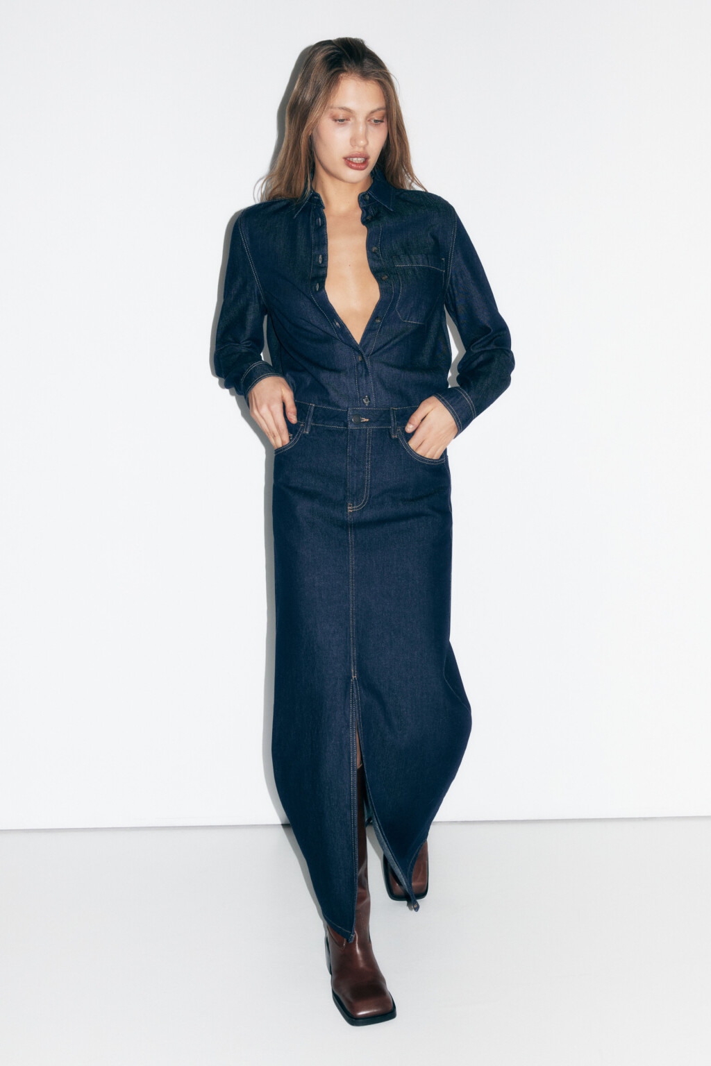 Юбка-трапеция макси джинсовая с разрезом - цвет синий - 11