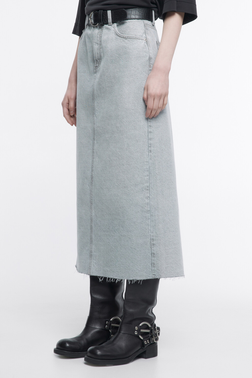 Юбка миди джинсовая прямая с ремнем - цвет серый - 3