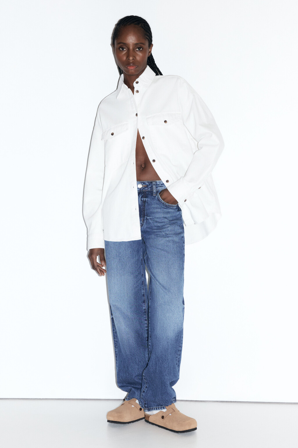 Рубашка джинсовая с нагрудными карманами - цвет белый - 6