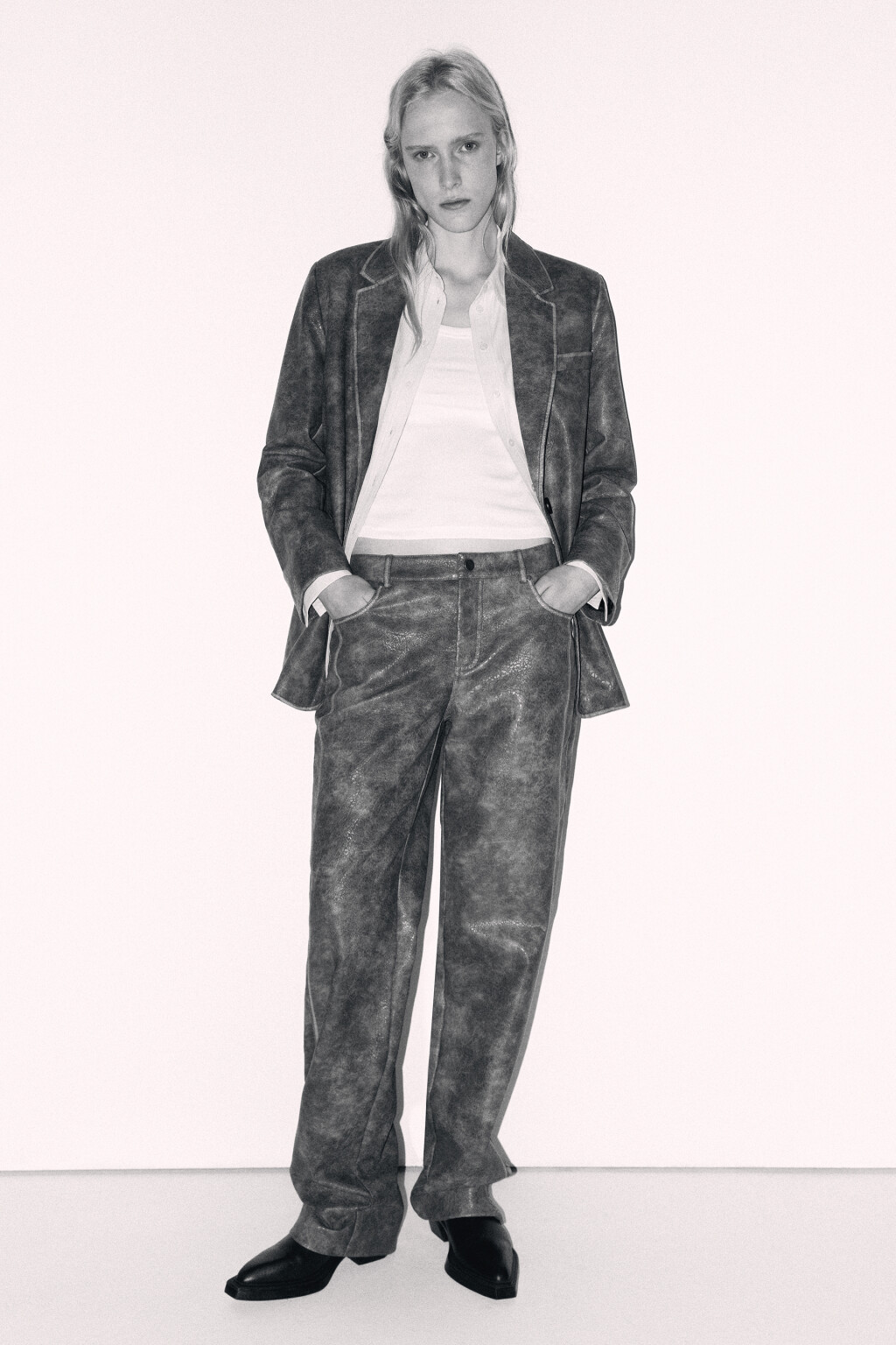 Пиджак из искусственной кожи с вареным эффектом - цвет серый - 2