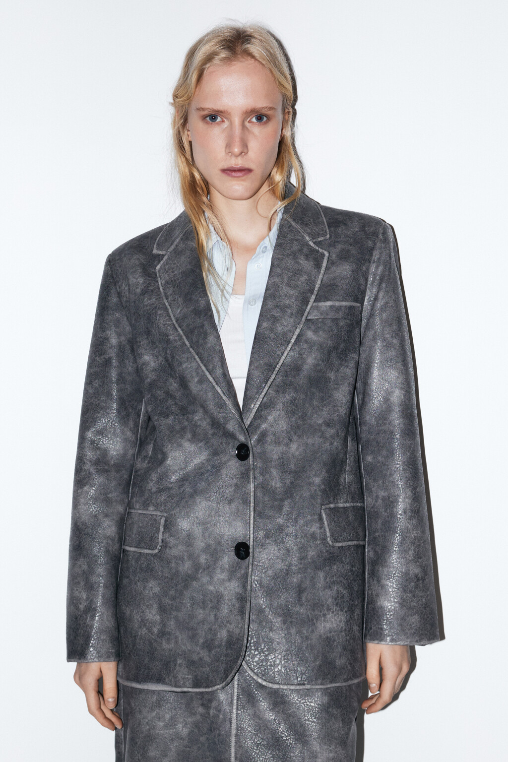 Пиджак из искусственной кожи с вареным эффектом - цвет серый - 3