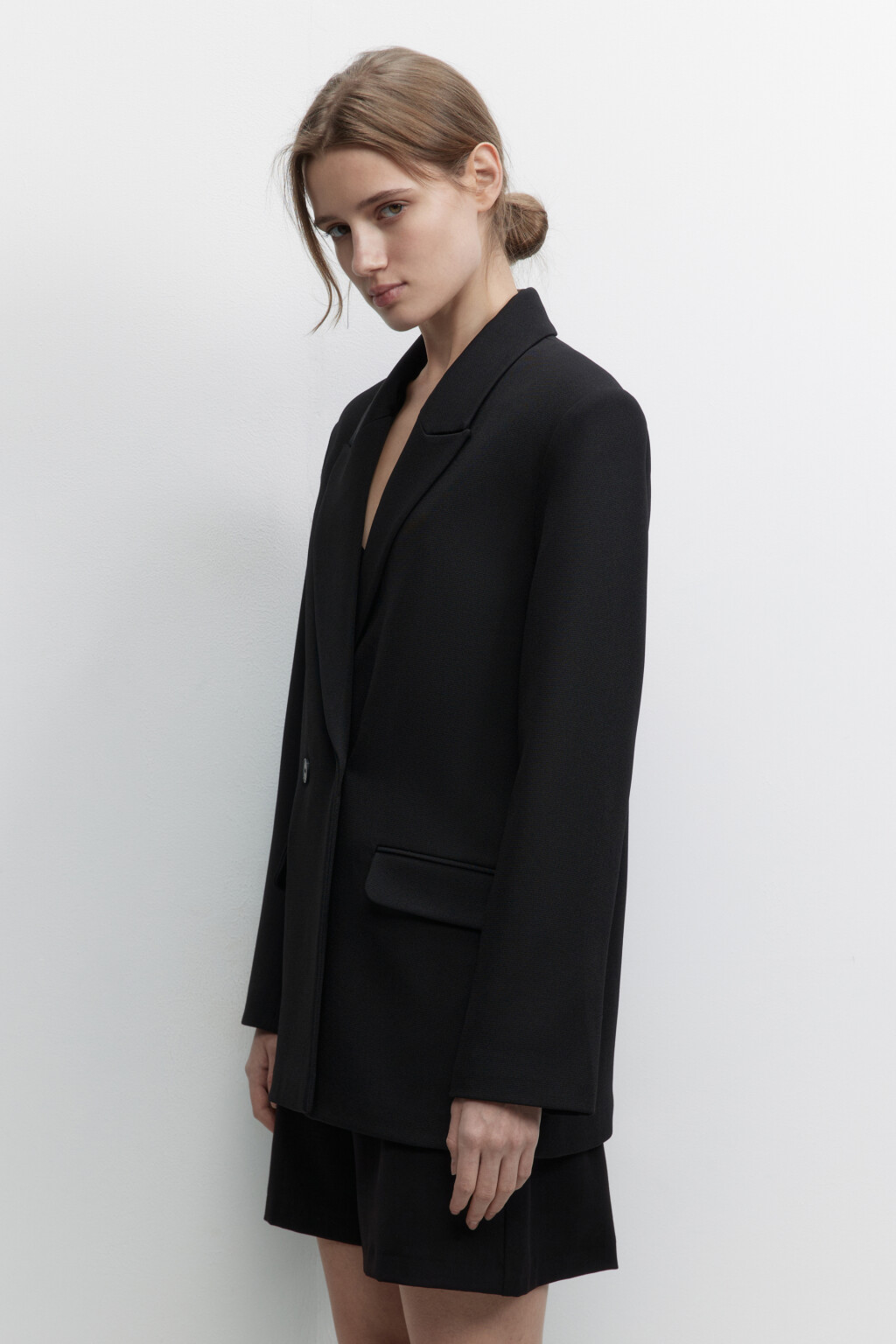 Пиджак oversize двубортный с карманами - цвет черный - 3
