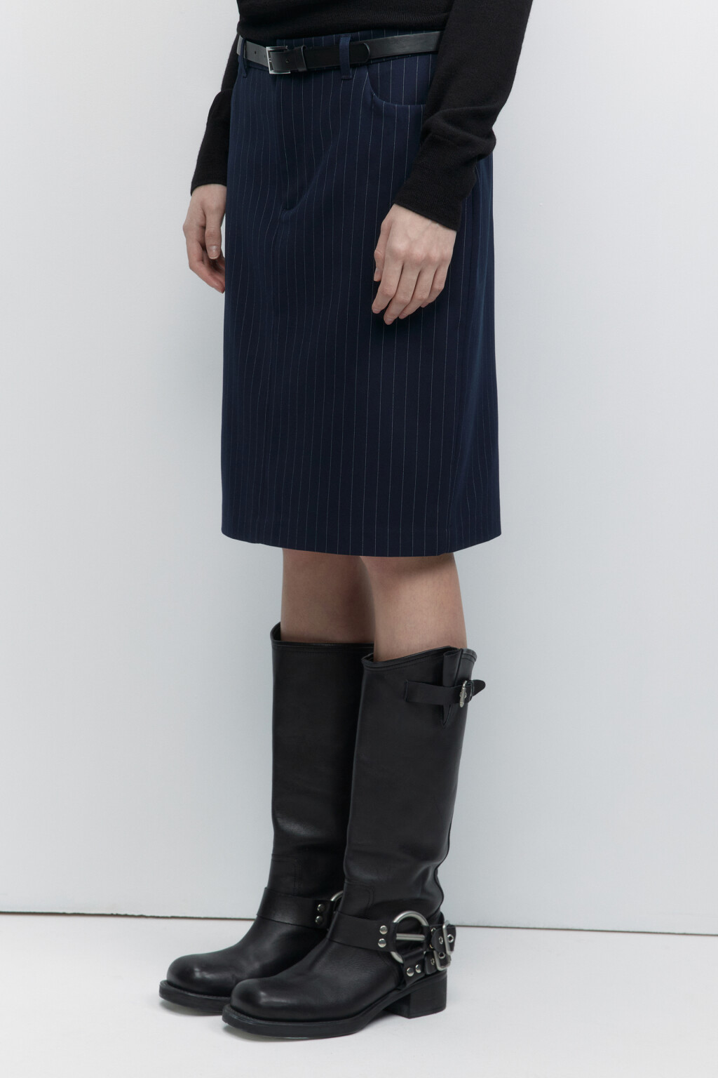 Юбка-карандаш миди с разрезом и ремнем - цвет синий - 3