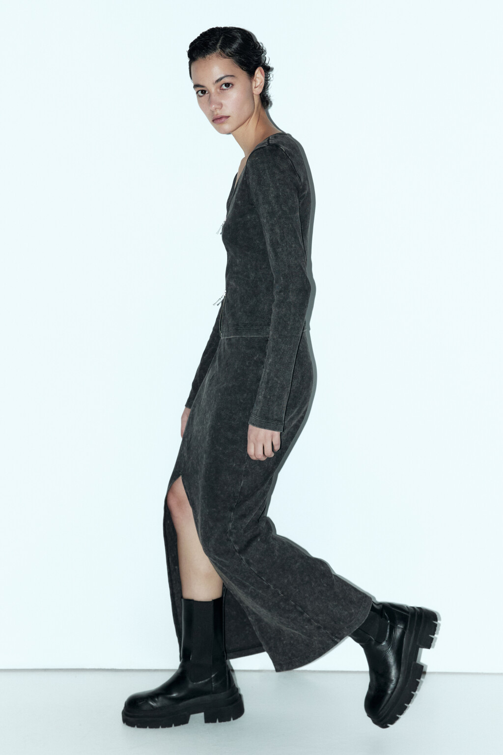 Юбка миди облегающая трикотажная со стиркой - цвет серый - 1