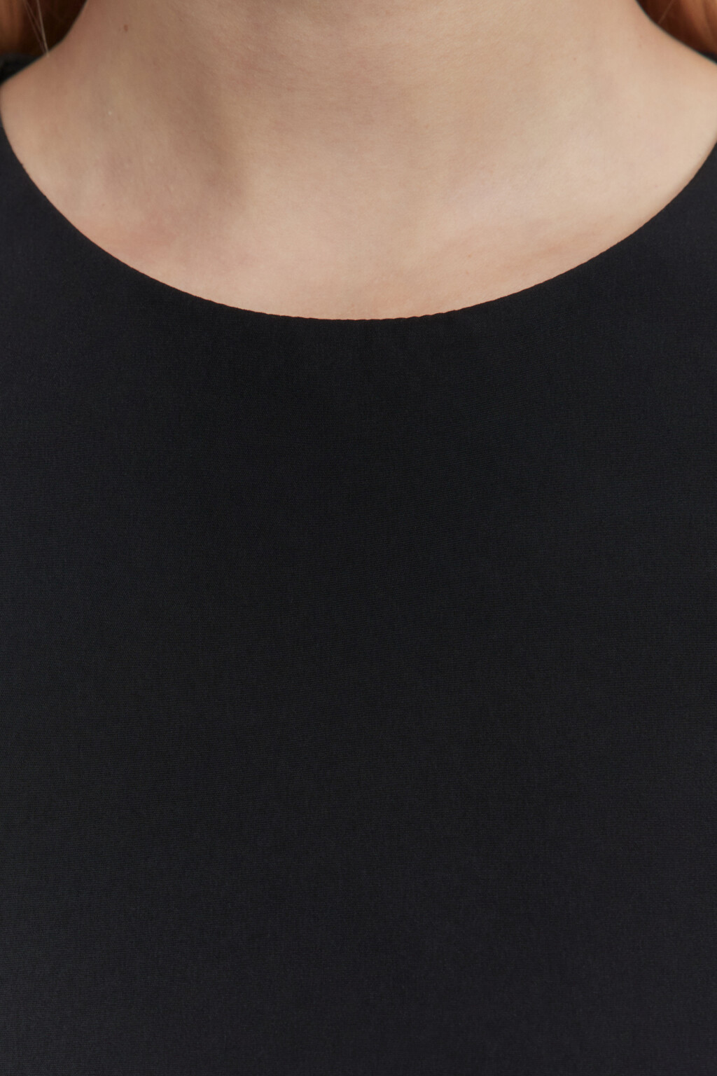 Платье мини с пышными рукавами - цвет черный - 6