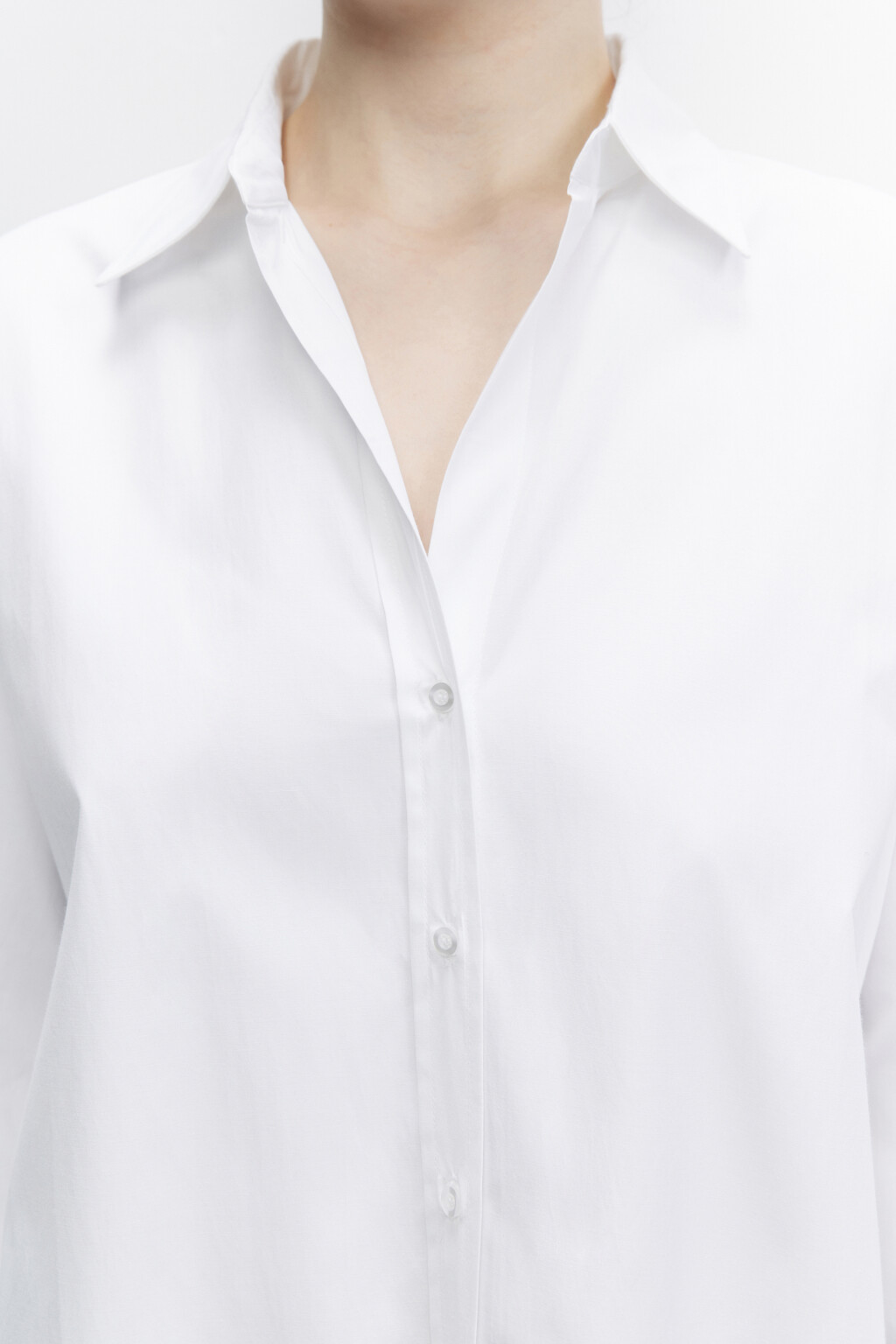 Рубашка oversize с боковыми вырезами - цвет белый - 7