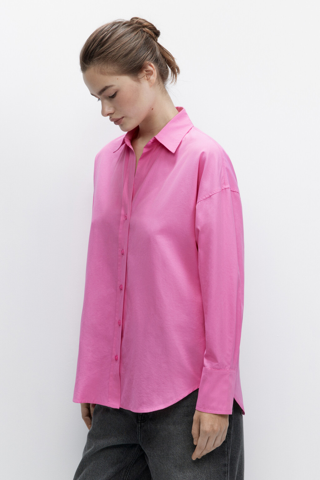 Рубашка oversize с боковыми вырезами - цвет розовый - 4