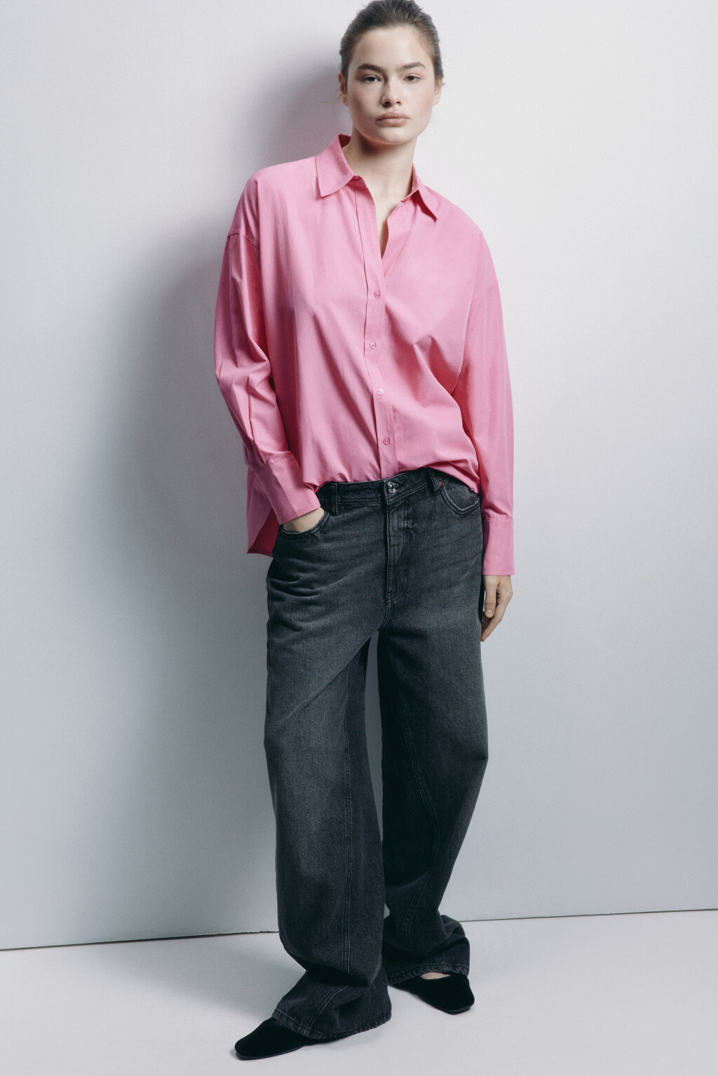 Рубашка oversize с боковыми вырезами - цвет розовый - 1