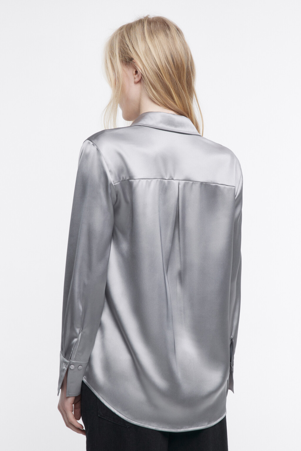Блузка-рубашка атласная с длинными рукавами - цвет серый - 4