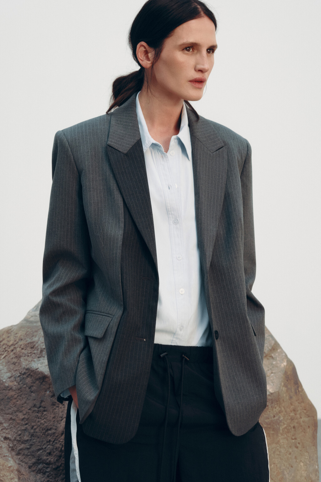 Рубашка oversize с боковыми вырезами - цвет голубой - 9