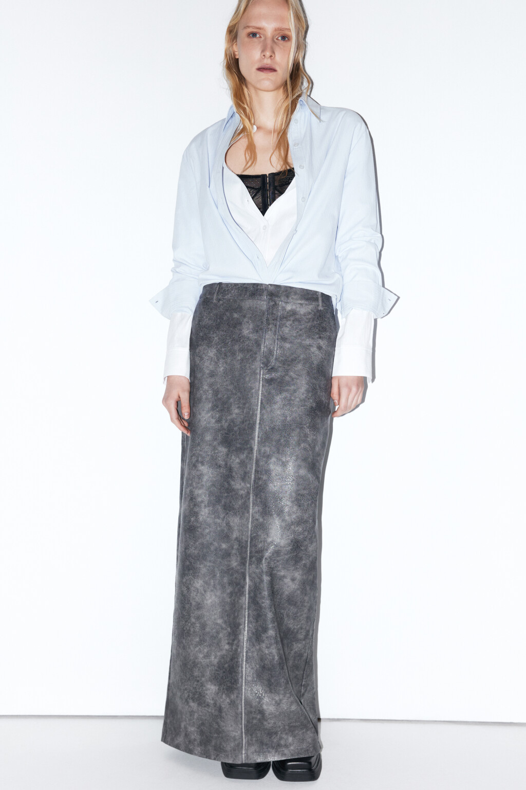 Рубашка oversize с боковыми вырезами - цвет голубой - 4