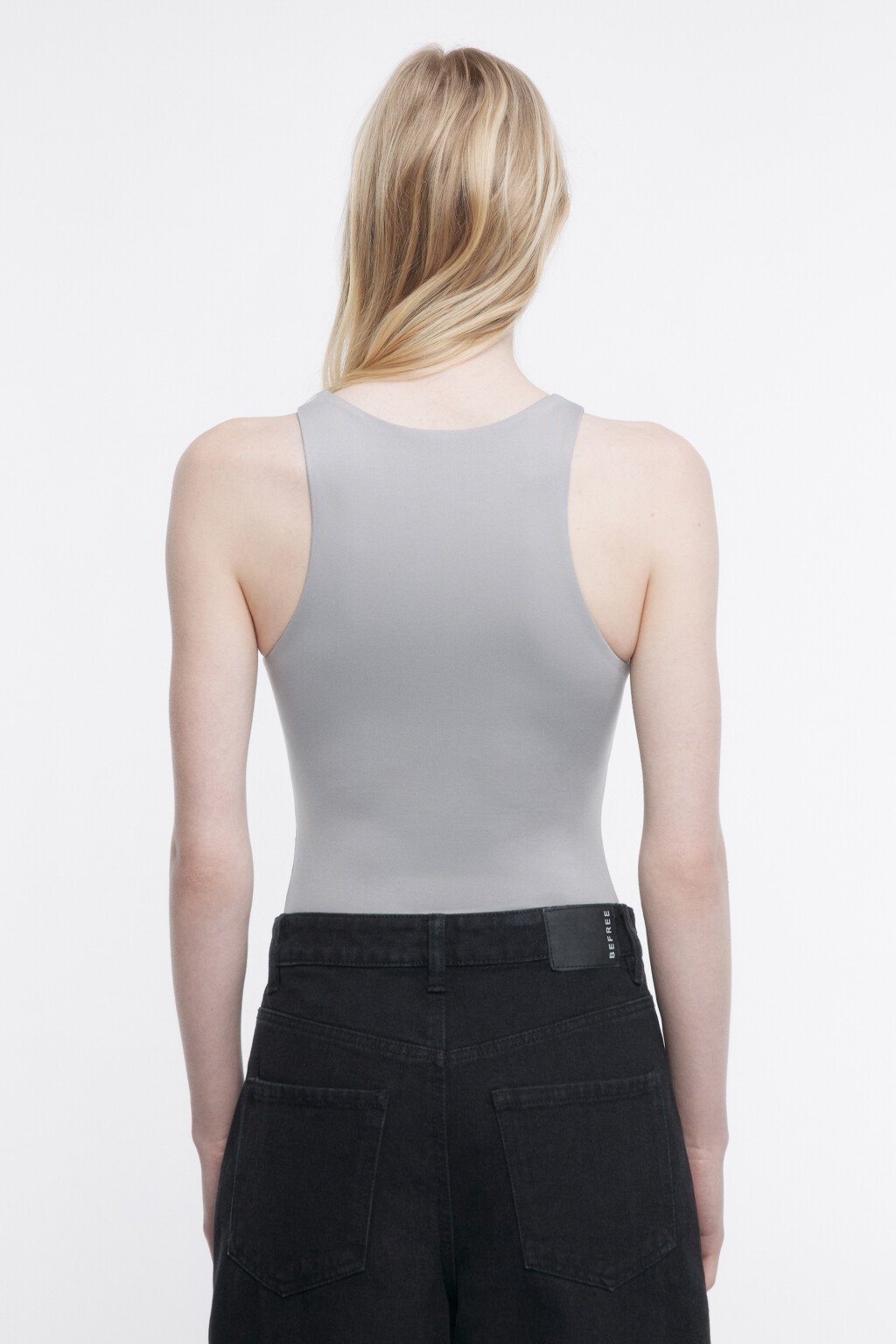 Боди-майка гладкая на широких бретелях - цвет серый - 3