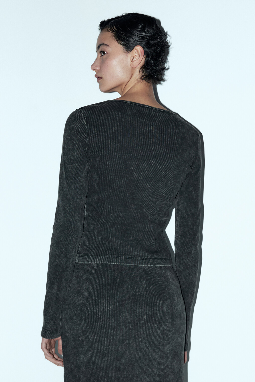 Лонгслив на молнии облегающий со стиркой - цвет серый - 4