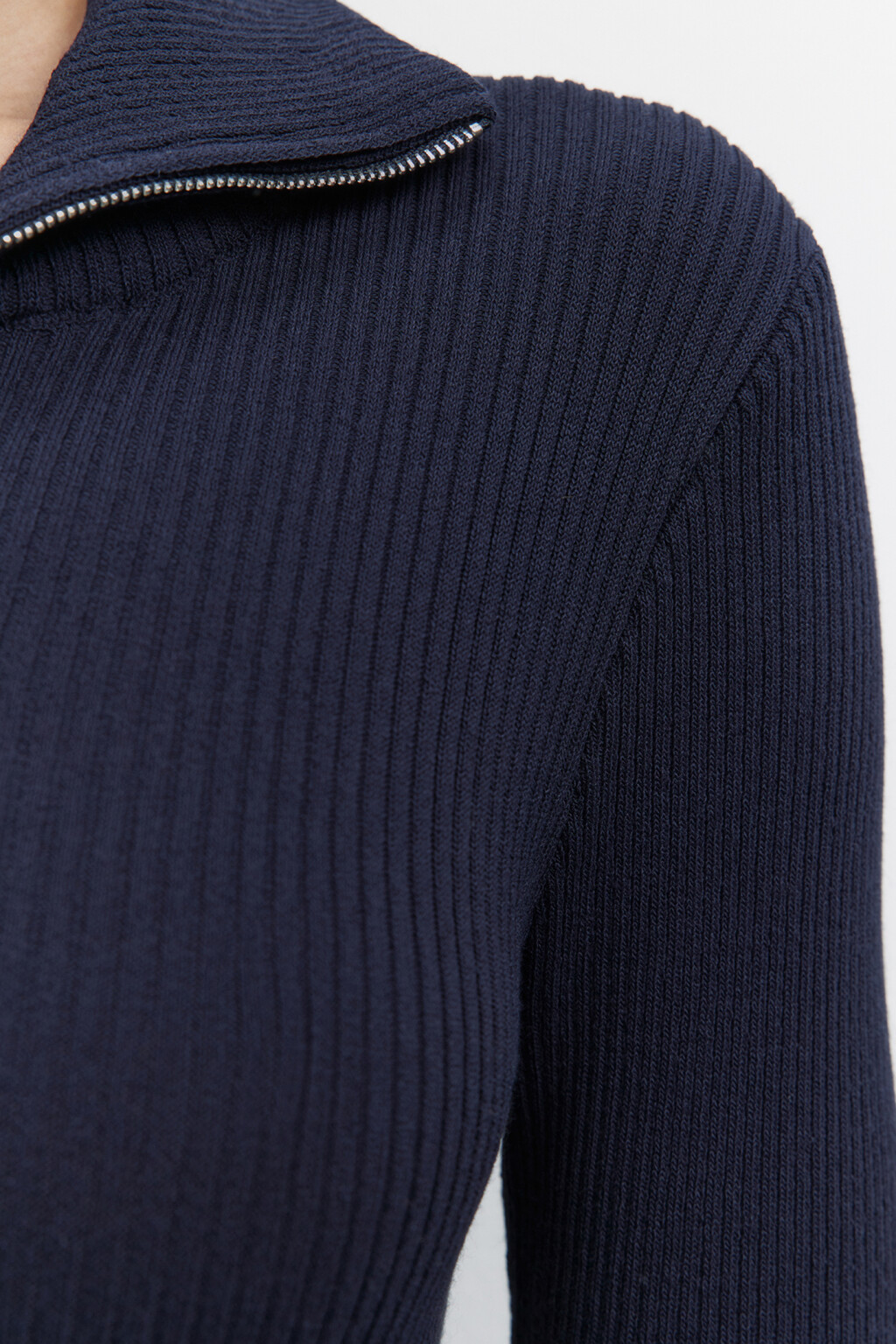 Платье-свитер миди с молнией на воротнике - цвет голубой - 7