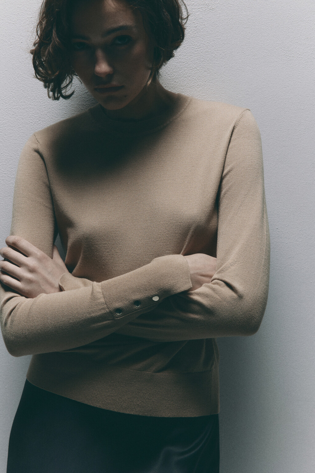 Джемпер вискозный тонкой вязки - цвет бежевый - 2