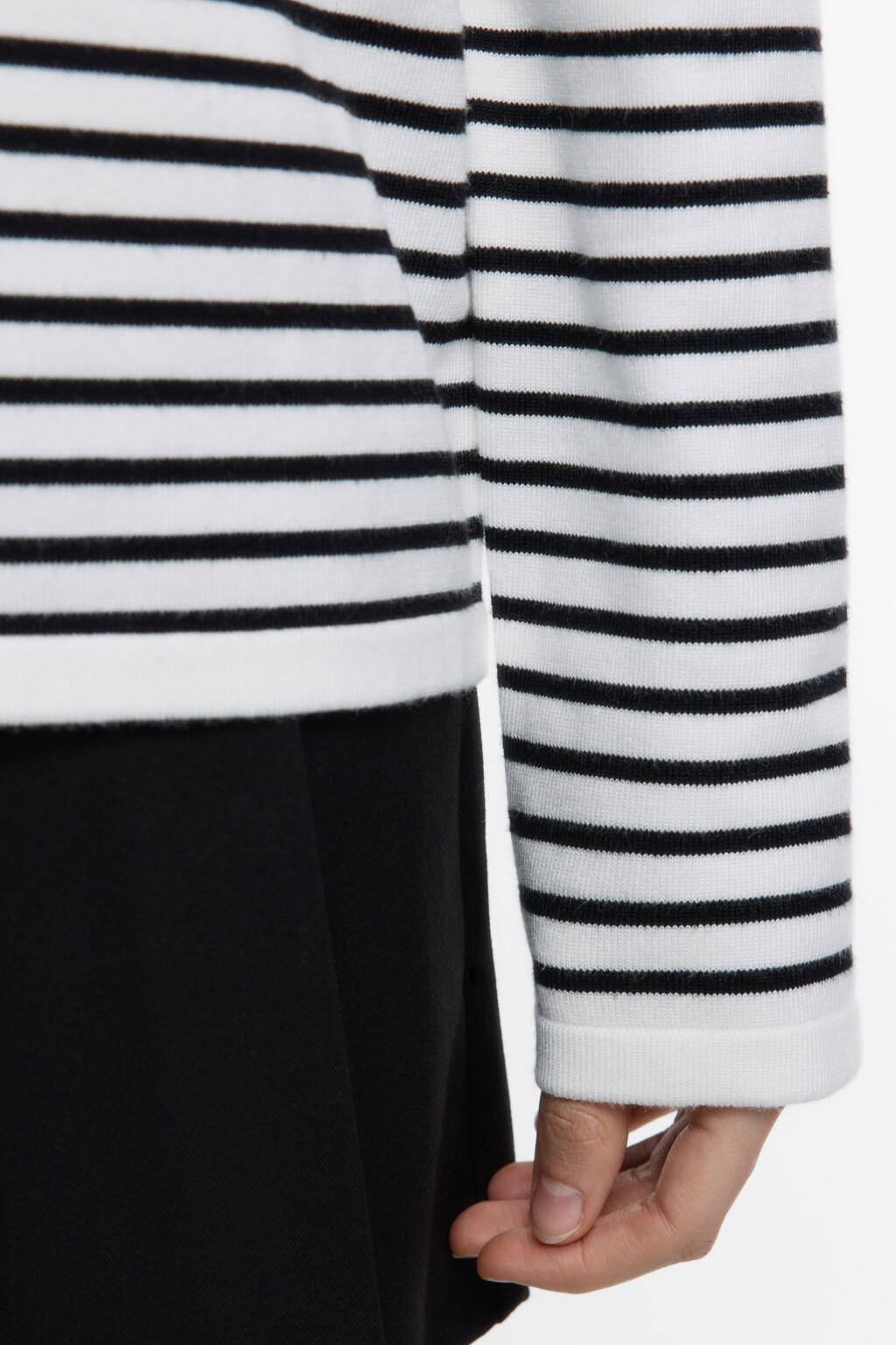 Джемпер тонкой вязки свободный в полоску - цвет белый - 7