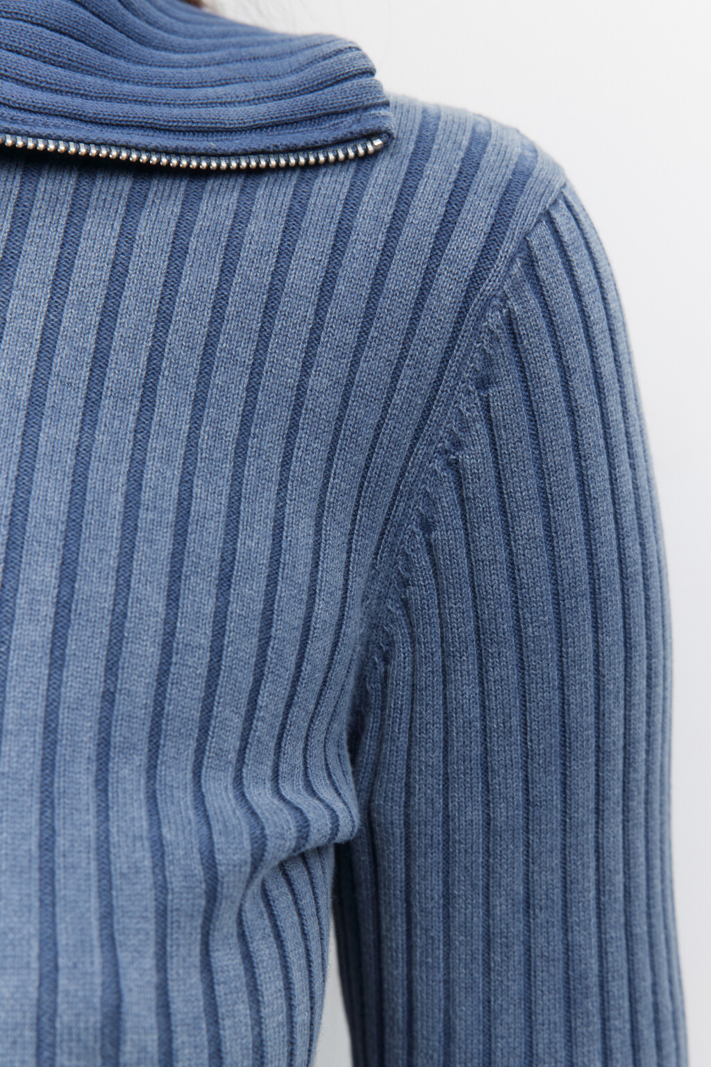 Джемпер в рубчик с воротником на молнии - цвет синий - 5
