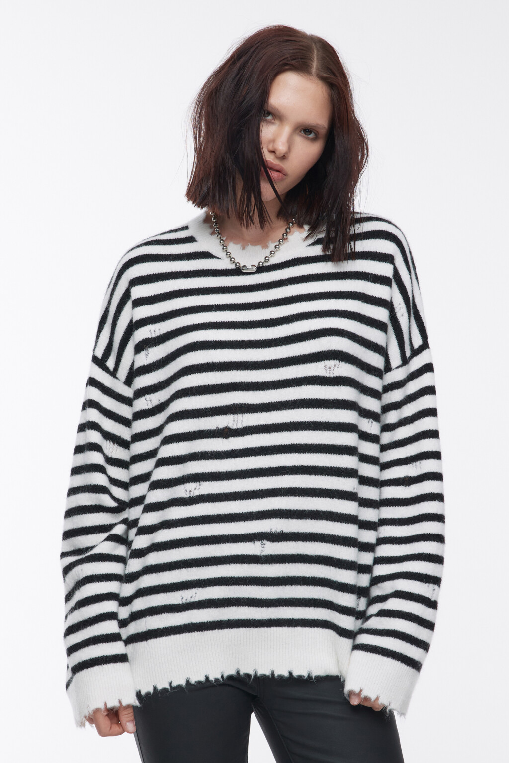 Джемпер вязаный рваный в полоску - цвет черный - 3