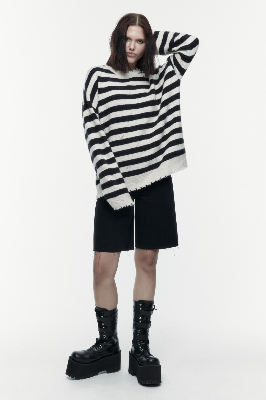 Джемпер вязаный рваный в полоску - цвет бежевый - 5