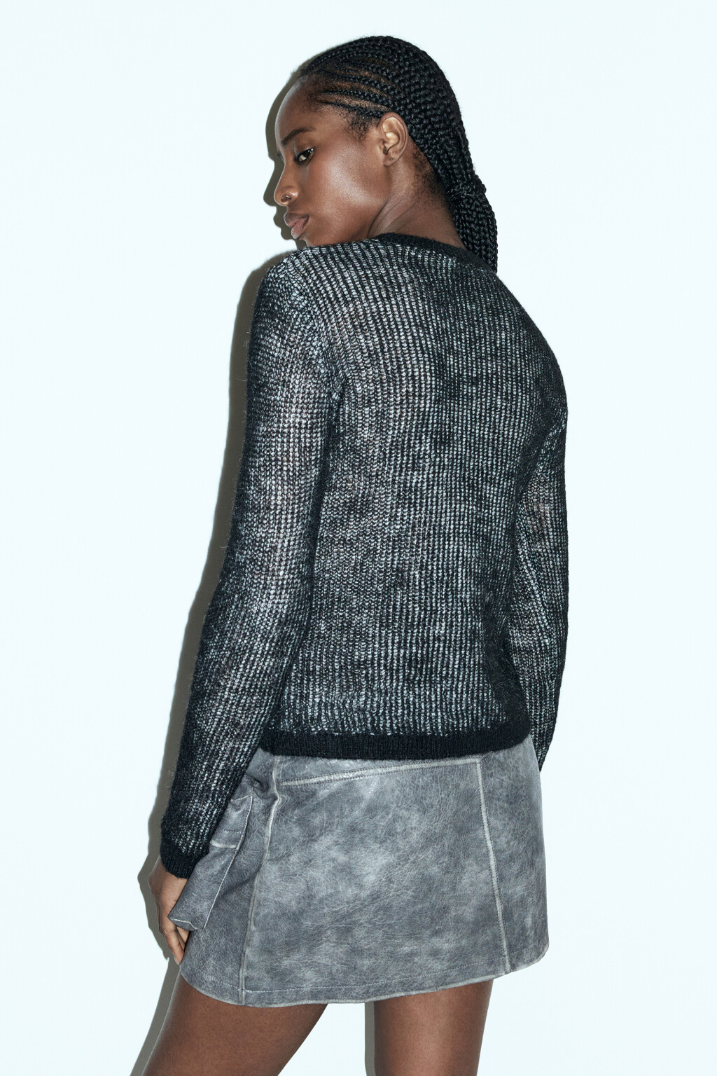 Джемпер базовый тонкой вязки - цвет черный - 5