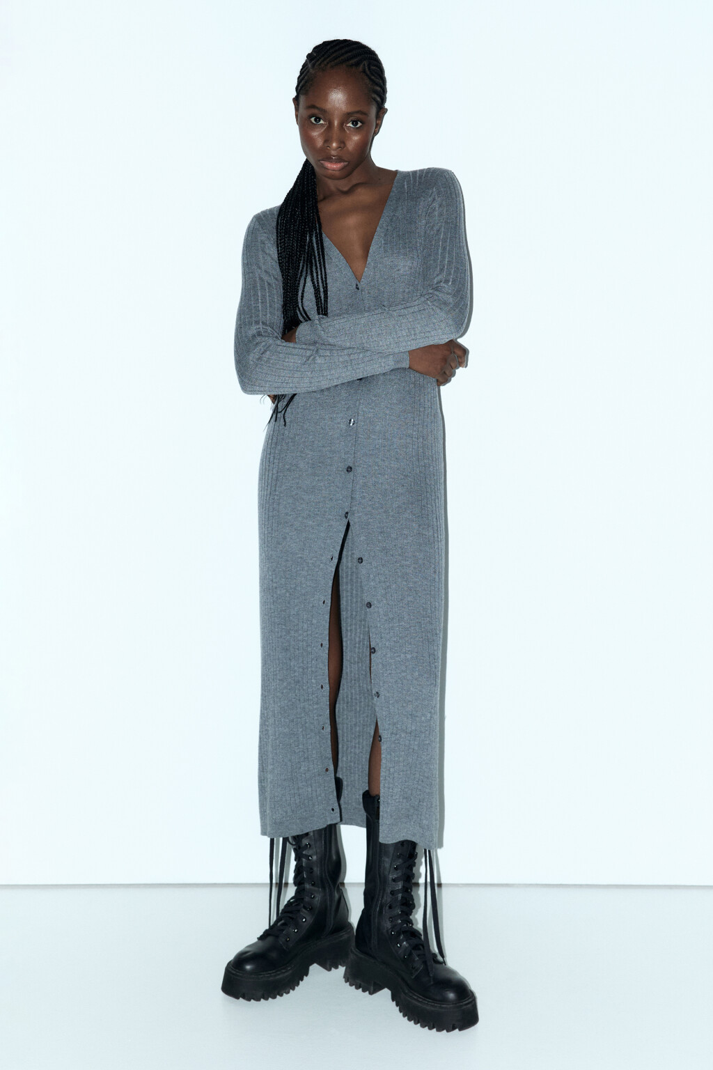 Кардиган тонкой вязки в длине макси - цвет серый - 2