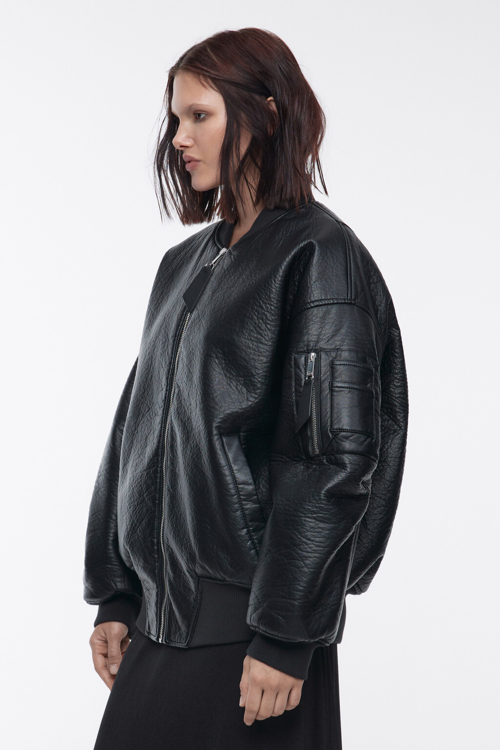 Куртка-бомбер oversize  - цвет черный - 5