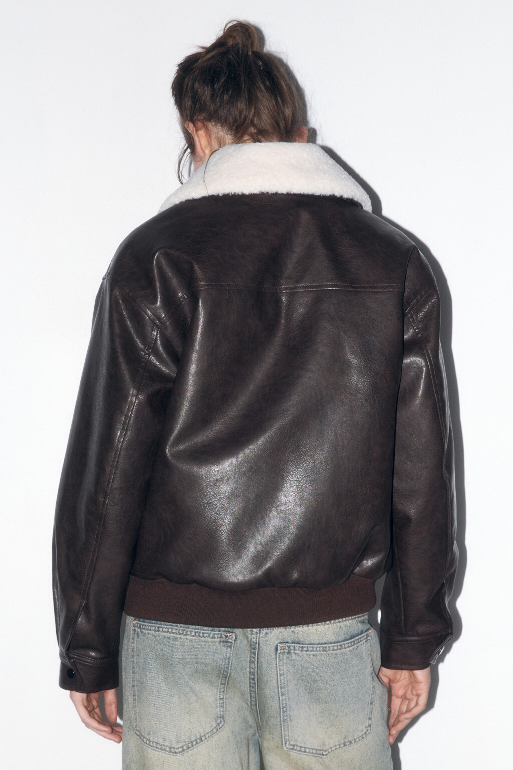 Куртка из искусственной кожи со съемной опушкой - цвет коричневый - 5