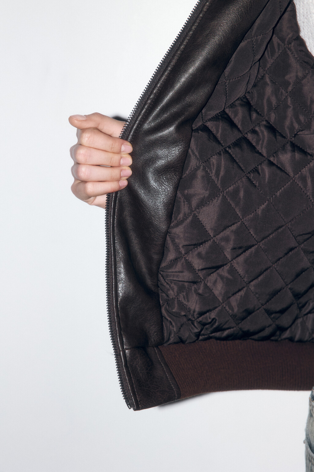 Куртка из искусственной кожи со съемной опушкой - цвет коричневый - 7