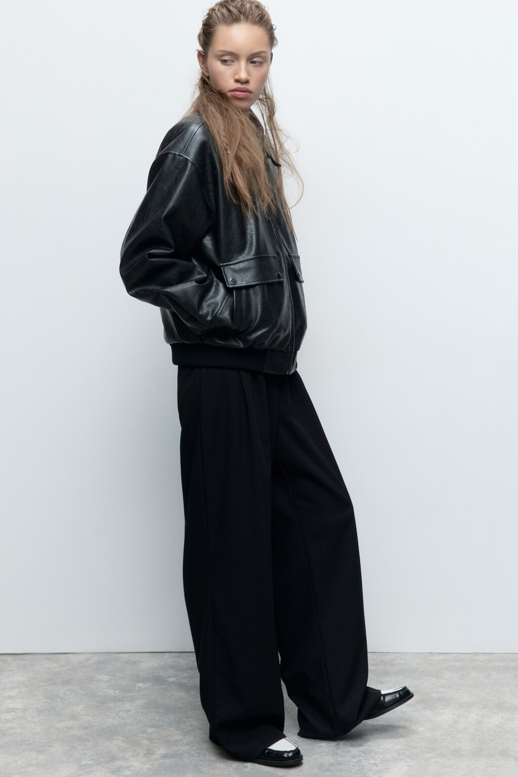 Куртка из искусственной кожи со съемной опушкой - цвет черный - 5