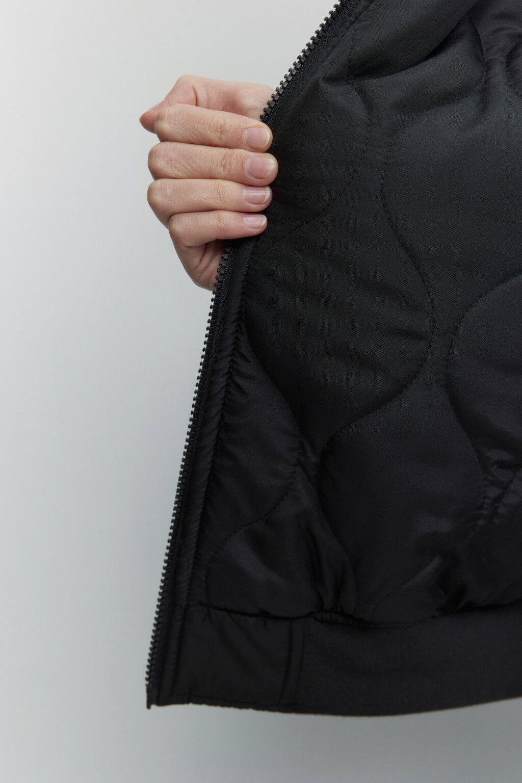 Куртка-бомбер oversize утепленная - цвет черный - 7