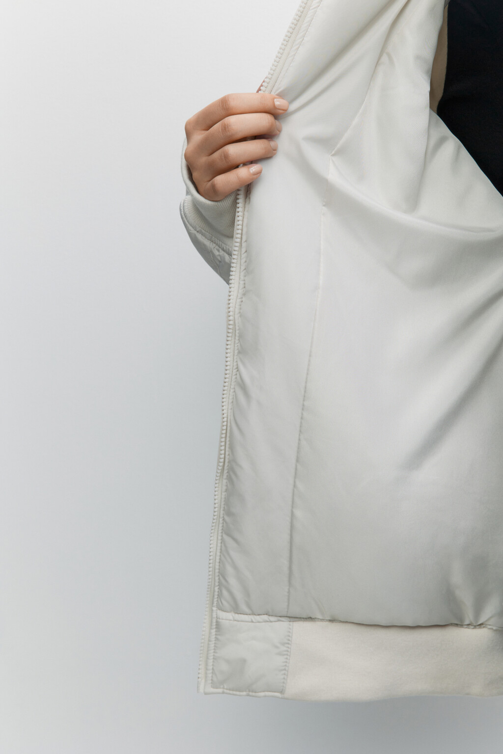 Куртка-бомбер oversize с трикотажным капюшоном - цвет молочный - 8