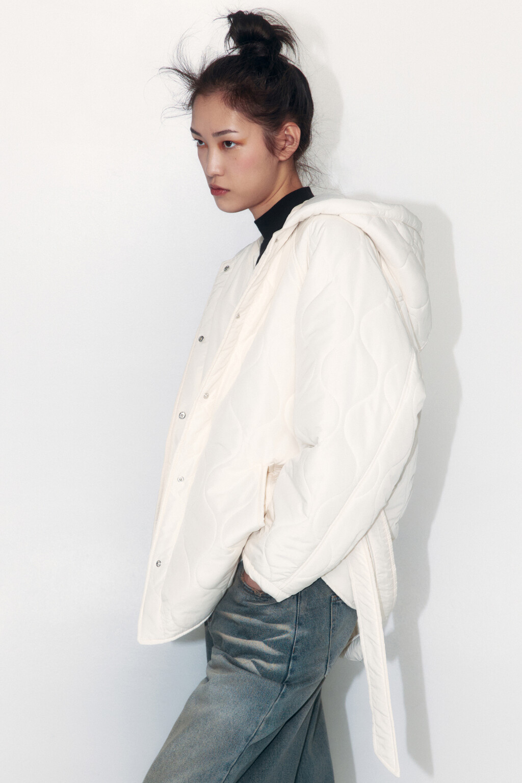 Куртка-парка стеганая с капюшоном и поясом - цвет молочный - 10