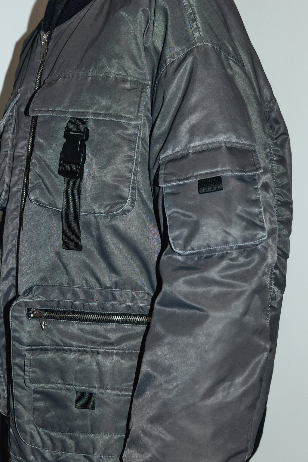 Куртка-бомбер oversize с накладными карманами - цвет серый - 7