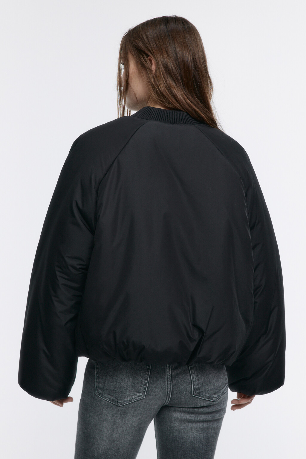 Куртка-бомбер oversize укороченная - цвет черный - 4