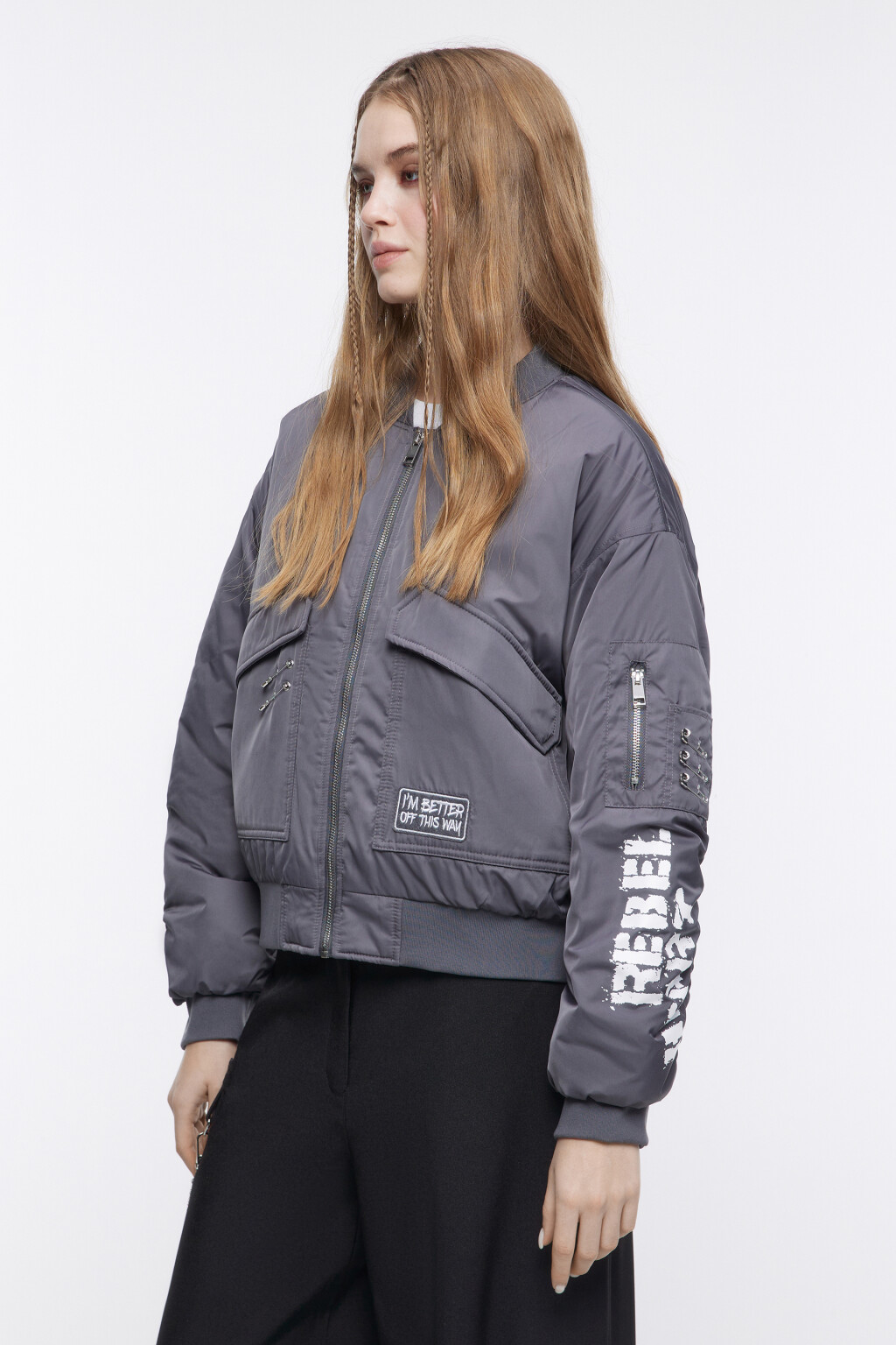 Куртка-бомбер с булавками и принтом - цвет серый - 5