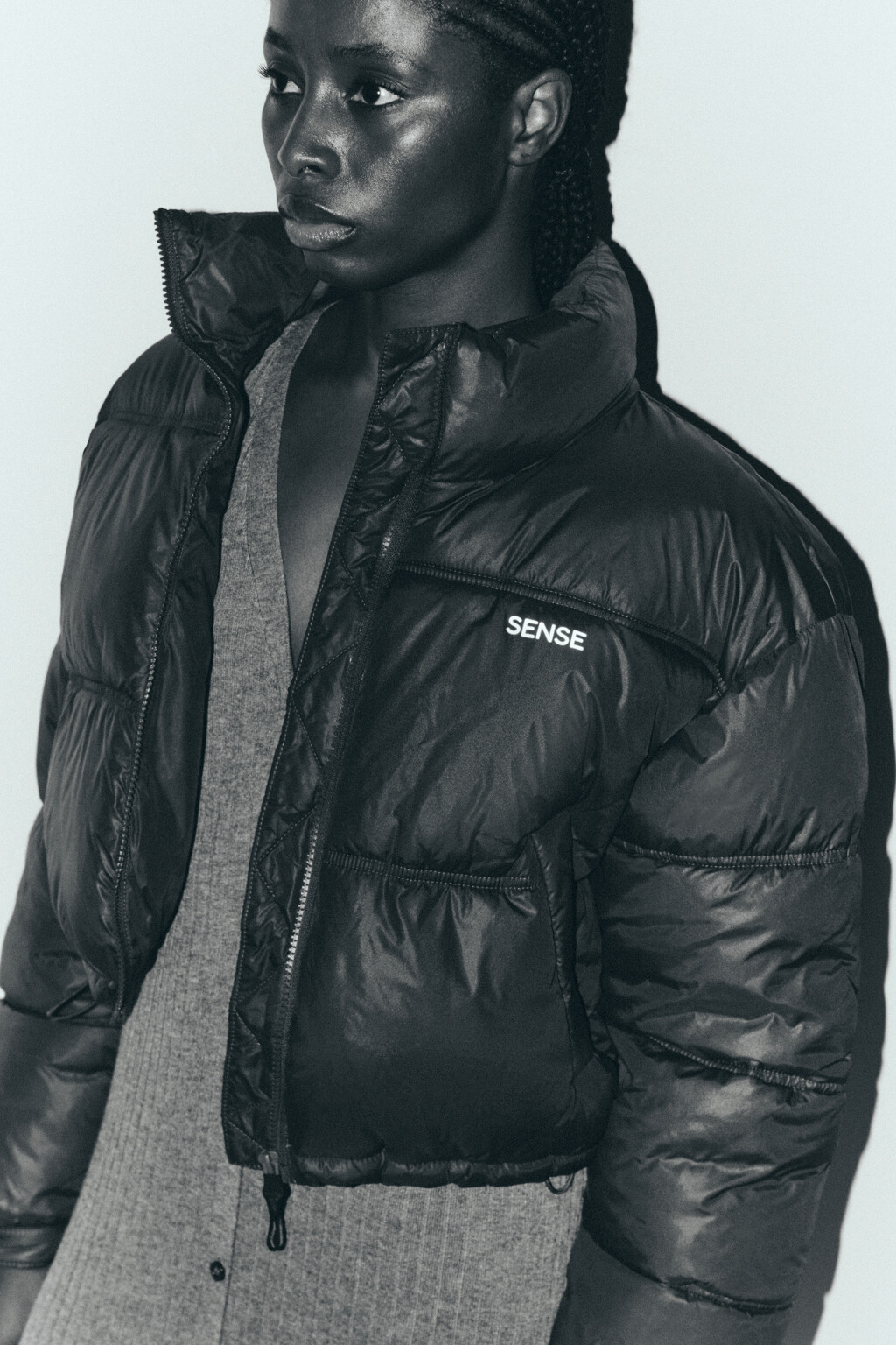 Куртка стеганая укороченная с воротником-стойкой - цвет серый - 2