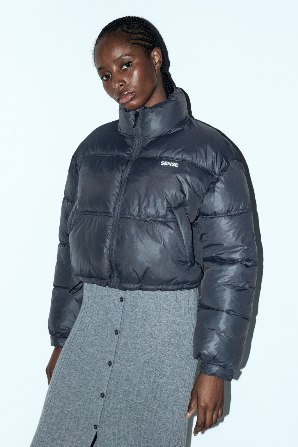 Куртка стеганая укороченная с воротником-стойкой - цвет серый - 4