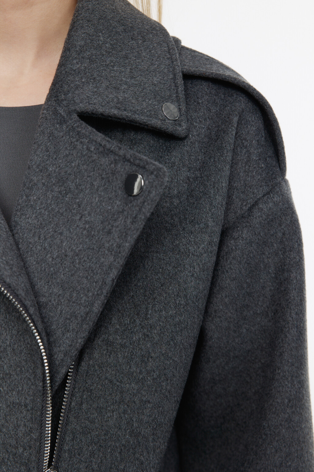 Полупальто-косуха из драповой ткани - цвет серый - 6