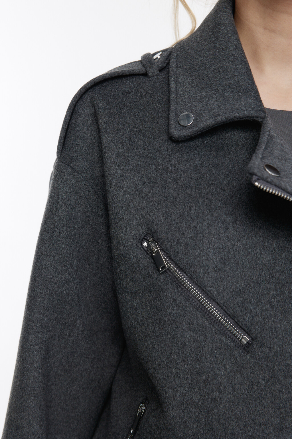 Полупальто-косуха из драповой ткани - цвет серый - 7