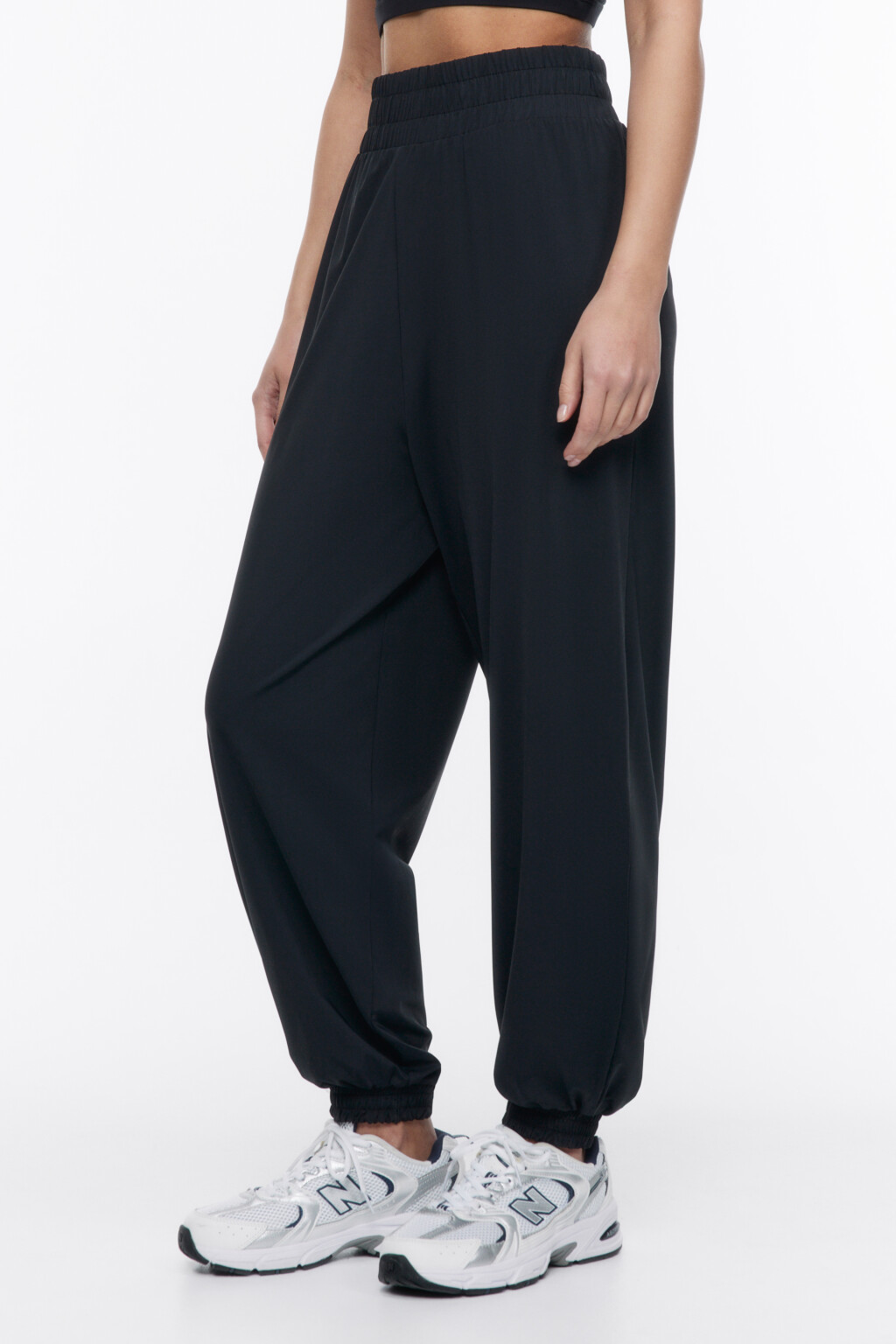 Брюки-джоггеры спортивные из дышащей ткани - цвет черный - 3
